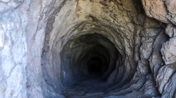 اگه زمین رو تا آخر سوراخ کنیم چه اتفاقی می‌افتد؟