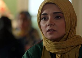 نگاهی به حیاط باصفا و دلباز خانه لاکچری  مهتاب اکبری، سوگند سریال لحظه گرگ و میش/ خونه نگو جنگل آمازون بگو