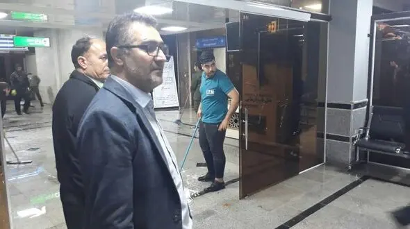 فرودگاه آبادان را آب برد / اقدام زیبای ماموران پلیس فرودگاه+فیلم و عکس