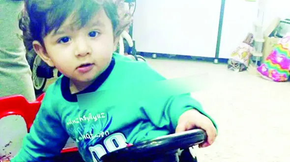 ناگفته های پدر اهورا قبل از اعدام قاتل آزارگر + عکس