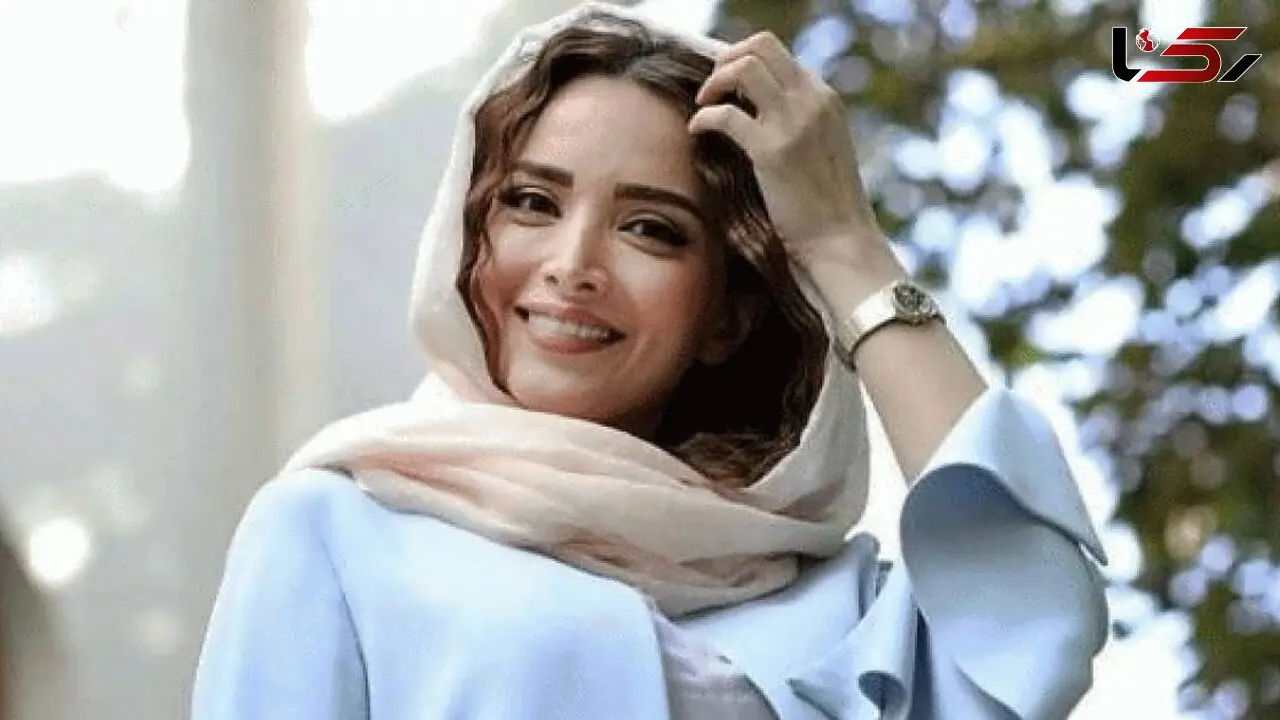 فیلم / چیدمان فوق العاده شیک خانه فول لاکچری بهنوش طباطبایی/ از میز صبحانه با ویوی حیاط سرسبز تا مبلمان مینیمال با لوسترهای زیبا