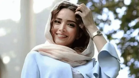 فیلم / چیدمان فوق العاده شیک خانه فول لاکچری بهنوش طباطبایی/ از میز صبحانه با ویوی حیاط سرسبز تا مبلمان مینیمال با لوسترهای زیبا