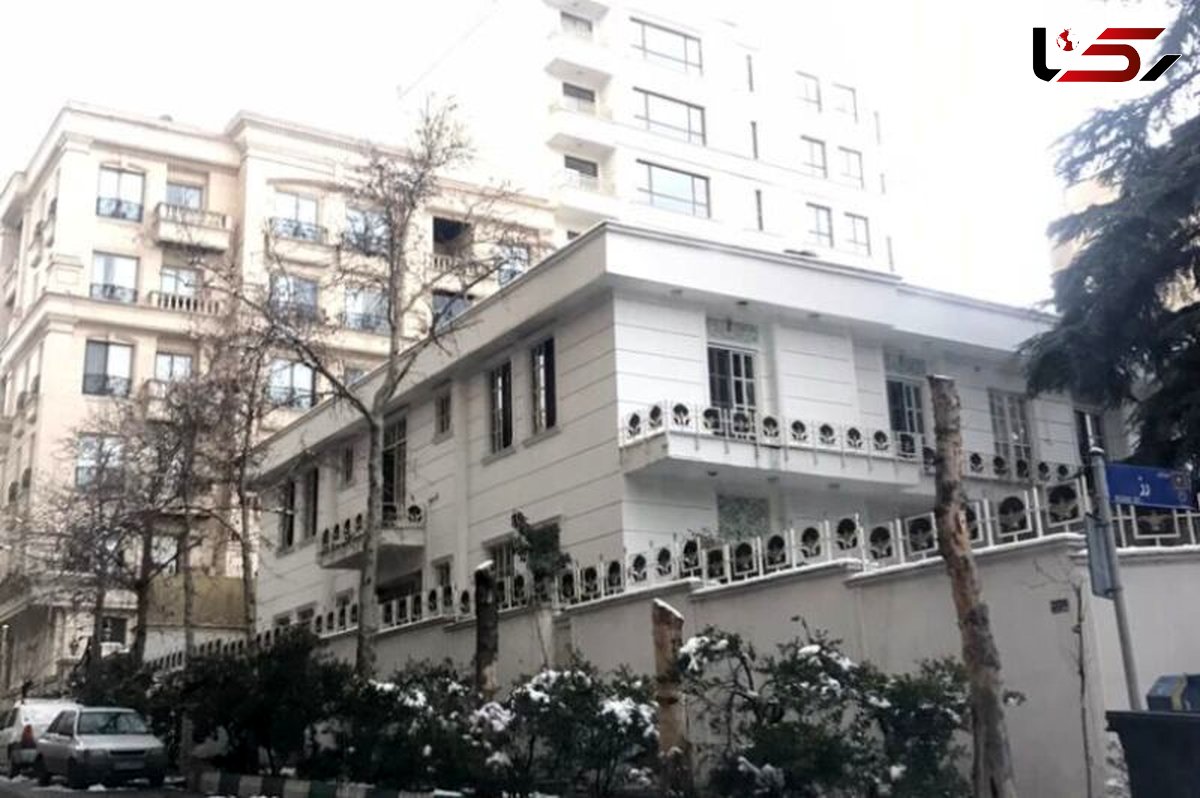 خانه شهرداران ، عمارت تاریخی  نیست / پروانه ساخت عمارت گلستان 4 سال قبل از انقلاب صادر شده است