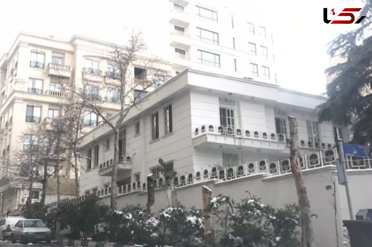 خانه شهرداران ، عمارت تاریخی  نیست / پروانه ساخت عمارت گلستان 4 سال قبل از انقلاب صادر شده است