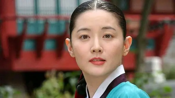 استایل شیک و جوان‌پسند یانگوم در سن 53 سالگی 