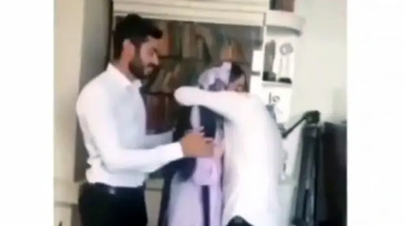 دختر فروخته شده پس از 23 سال خانواده اش را پیدا کرد + فیلم لحظه در آغوش گرفتن پدر و مادر واقعی