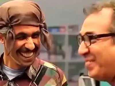 فیلم/ خنده دارترین سکانس از پشت صحنه در حاشیه که ثابت میکنه نمیشه جلوی جواد رضویان بازی کرد/ جواد یه سبک زندگیه