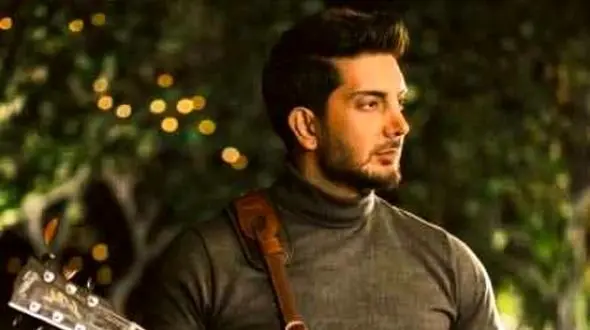 دانلود آهنگ باشکوه فرزاد فرزین / پشت پنجره بمون تا من بیام