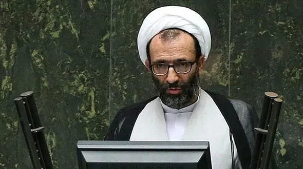  بعضی نمایندگان یکی نه، بلکه چندتا شاسی‌بلند گرفته‌اند/ باید اسامی‌شان مشخص شود