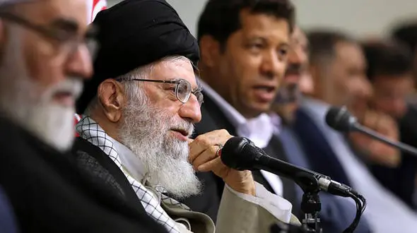 دیدار شاعران با رهبری لغو شد