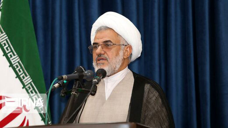 هشدار خطبیب جمعه بندر عباس درباره پیامدهای خطرناک «دوستی دختر و پسر»