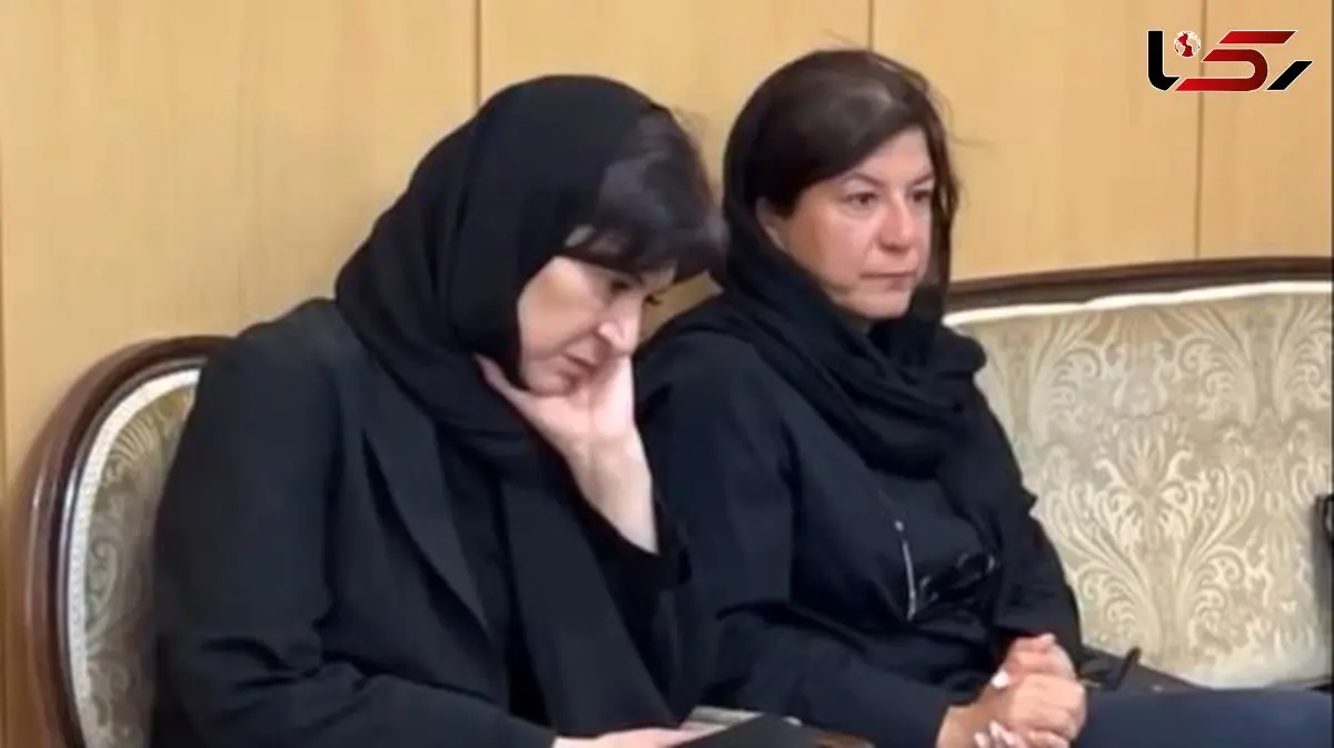 فیلم / نگاهی به حال خراب ریما رامین فر و چیدمان میز عزای باشکوه و مجلل مادرش / حضور بازیگران از گلاره عباسی ، جواد عزتی، هوتن شکیبا، امیرحسین رستمی، و .../ از باکس های میوه تا حلوای زعفرانی