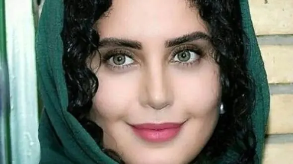 رونمایی از گریم فوق العاده و جذاب الناز شاکردوست در نقش تهمینه مادر سهراب+عکس/ ابروانی نازک و بلند و پوششی ایرانی به سبک زنان آن دوره