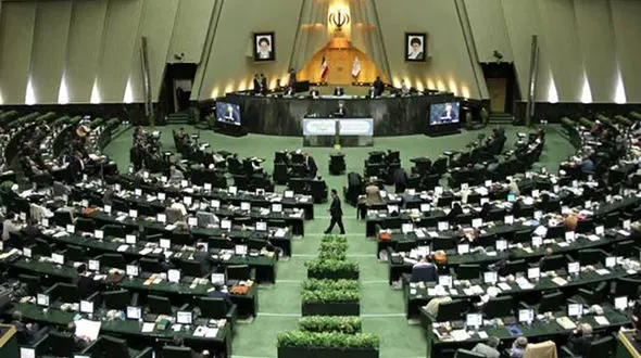 وقتی تروریست ها حمله کردند در مجلس چه گذشت؟