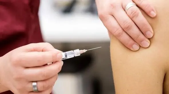 عوارض انواع واکسن کرونا