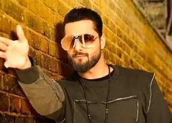 دانلود آهنگ خدا از ماکان بند+ متن ترانه/تو خلوت خودم بودم و میخواستم بگیری