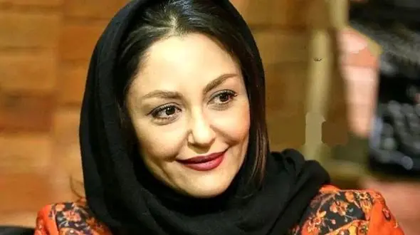 حضور افتخاری شقایق فراهانی در افتتاحیه رستوران لاکچری امیرخسرو عباسی شوهر سابق بهاره رهنما!