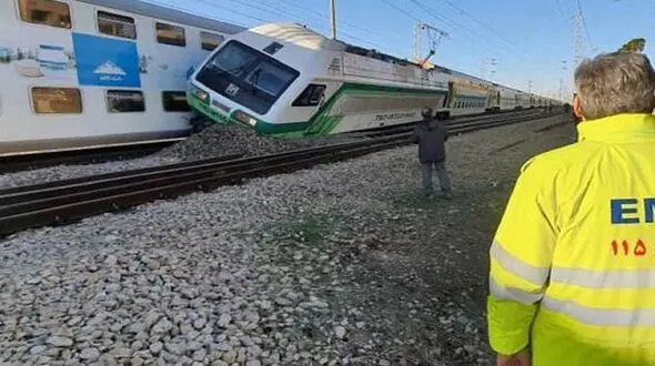 جزئیات حادثه برخورد دو قطار مترو در تهران 