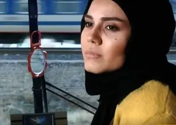 عکس/ چیدمان زیبای میز ناهار رنگارنگ نرگس محمدی برای لیندا کیانی و آزاده زارعی با قرمه سبزی جا افتاده، سالاد شیرازی و سبزی تازه/ شیک و باکلاس