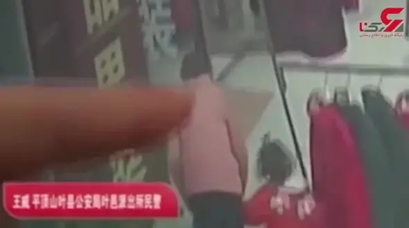 لحظه ربودن یک دختر  در روز روشن ! / راننده تاکسی چه کرد؟ + فیلم