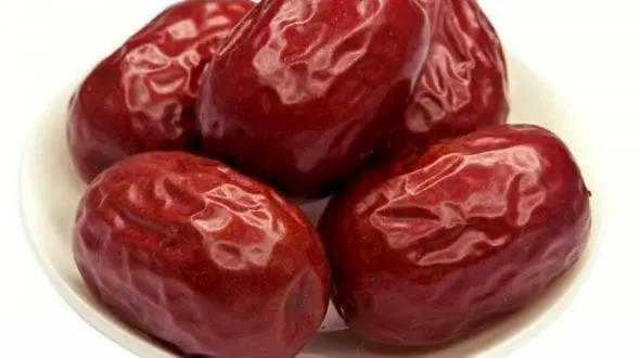 درمان کمردرد و سرگیجه با عناب