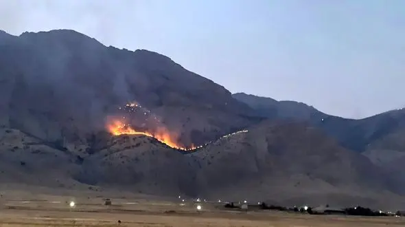 باز هم آتش‌سوزی جنگل‌های کهن زاگرس