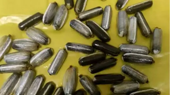 باورنکردنی! جاسازی بیش از ۳ کیلو مواد مخدر در معده