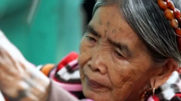 پیرترین تتوکار دنیا را بشناسید