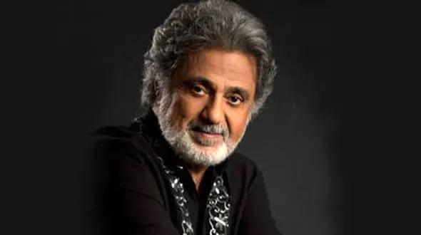 عکس زنان داریوش اقبالی ! / 3 زنه بودن باورنکردنی داریوش !