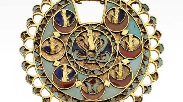 این گوشواره یادگار دوره هخامنشیان است + عکس