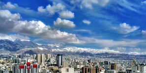 شاخص کیفیت هوای تهران روی عدد 62