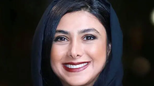 این عکس آزاده صمدی را نبینید بهتر است / این دو مرد چه بلایی بر سر خانم بازیگر آوردند؟!