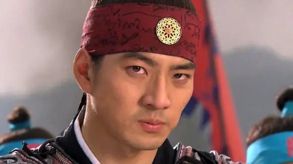 فیلم حیرت بازیگر کره ای جومونگ از صدای دوبلورهای ایرانی سریال ! / واقعا جذابه !