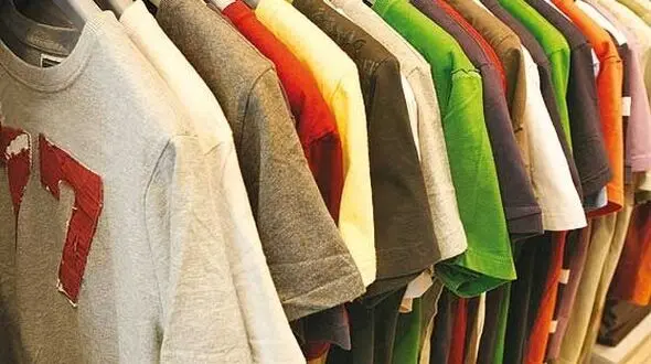 قاچاق لباس ، ‌صنعت پوشاک را فلج کرده است 