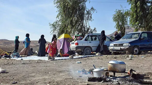 شهردار ازگله : کانون زلزله ما بودیم خبری از امدادرسانی نیست