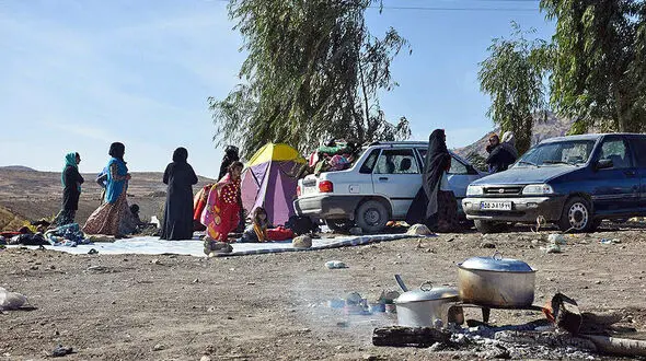 شهردار ازگله : کانون زلزله ما بودیم خبری از امدادرسانی نیست