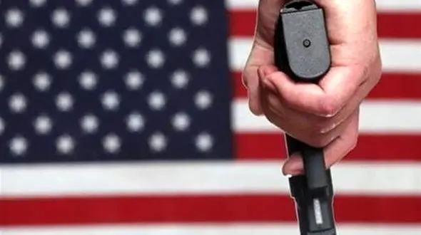 6 کشته در تیراندازی مرگبار کالیفرنیا / مادر و نوزادش گلوله باران شدند