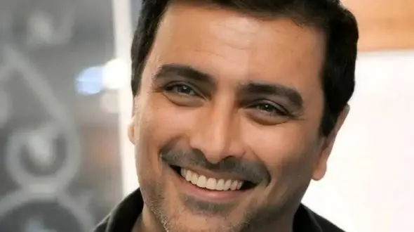 رونمایی از برادر جنتلمن و هیکلی امین زندگانی، بازیگر جوکر/چقدر هم شبیه هم هستن!