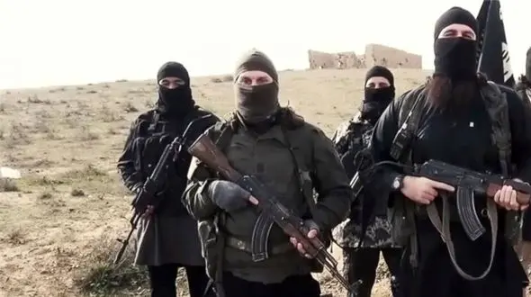 لحظۀ نجات زن عراقی از دست داعش + فیلم