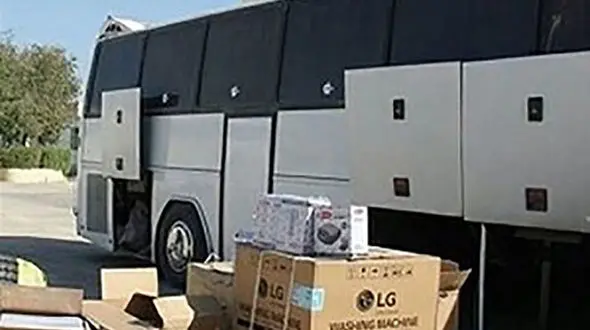 مسافران این اتوبوس در اصفهان کالاهای قاچاق بود!