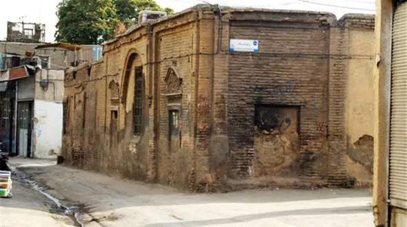 بازار نیمه‌جان املاک کلنگی + جدول