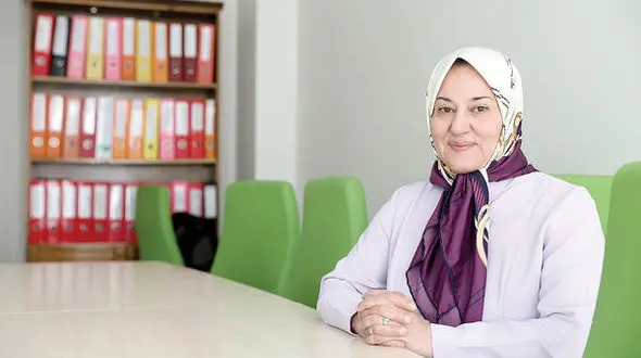 مدیران زن چه حمایت های دولتی دریافت کردند ؟ / سیده فاطمه مقیمی : هیچ !