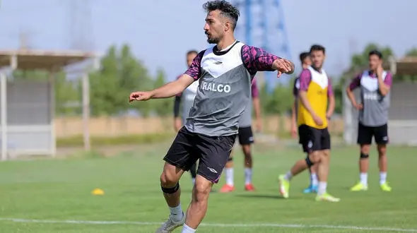 کریمی: تنها دلخوشی مردم مسجدسیلمان این تیم است/ برای رتبه تک رقمی تلاش می‌کنیم