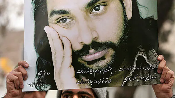 غروب ۱۲ ساله صدایی که فراموش‌مان نمی‌شود 