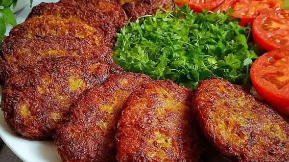 طرز تهیه شامی کباب جهرمی خوشمزه با گوشت و سیب‌ زمینی