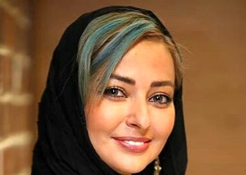 عکس  / نگاهی به ماشین لوکس و خارجی نفیسه روشن / ماشین نگو سفینه فضایی بگو فقط سانروف رو ببین !