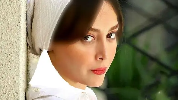 رونمایی از زیباترین خانم بازیگر جوان ایرانی / دیبا زاهدی از همه سبقت گرفت ! + عکس های جذاب