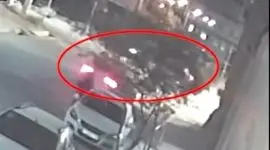 فیلم لحظه سرقت 10 میلیارد طلایی از خانه ای در شهرری / دزدان صاحبخانه را با چاقو زدند ....