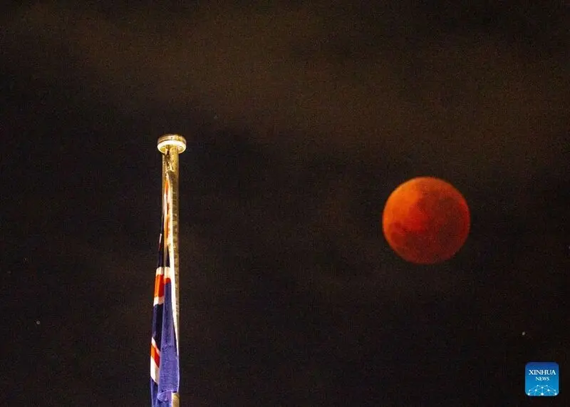Lunar eclipse6