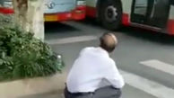 ماجرای پرت شدن مرد بازنشسته زیر اتوبوس در تبریز چه بود؟